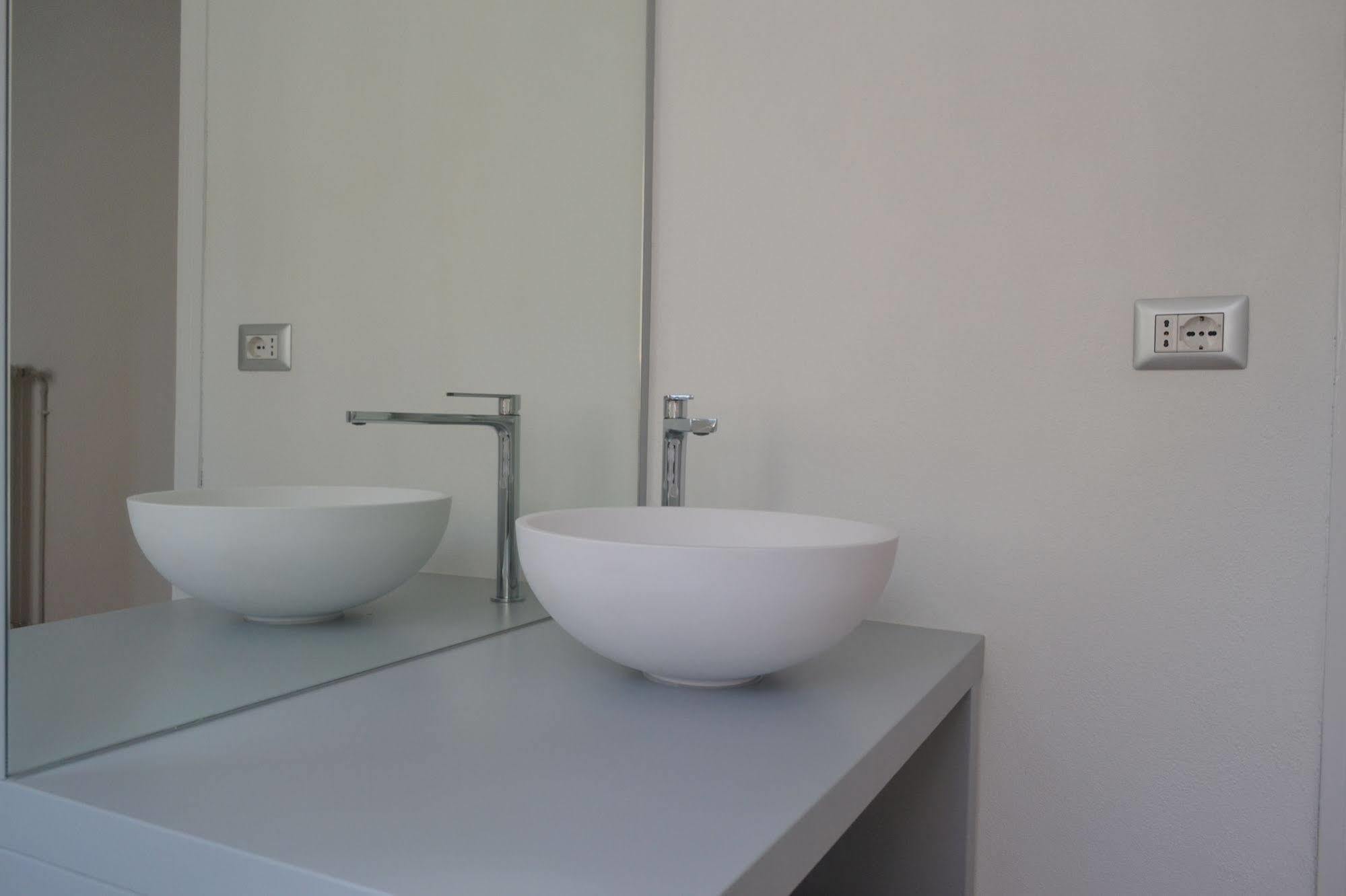 Villa Nina Relais Boutique B&B Carate Urio Eksteriør bilde